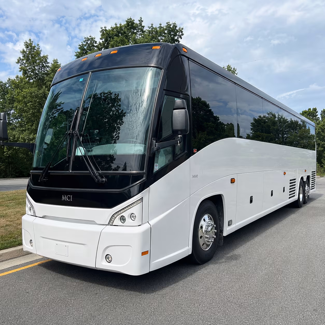 employee shuttle buses for silicon valley s busiest commuter corridors