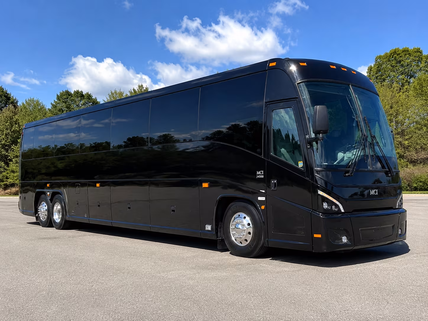 shuttle buses between santa clara hotel blocks and your venue